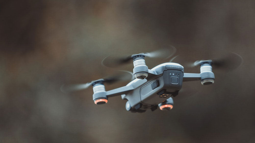 Como funcionam os drones e o que considerar antes de comprar um?