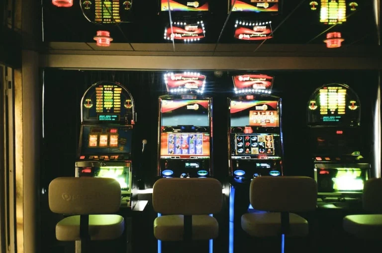 Como os sites de jogos de azar e cassinos online ganham dinheiro cassinos online ganham dinheiro